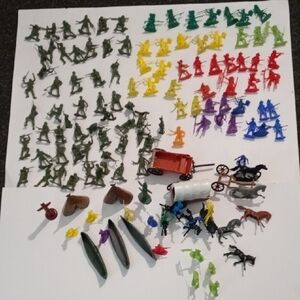 Large Lot Of Vintage Plastic Figures And Accessories